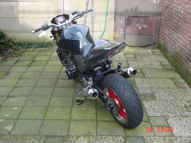 Friends + Bikes
(c) www.kawasaki-z.de