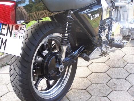 Friends + Bikes
(c) www.kawasaki-z.de