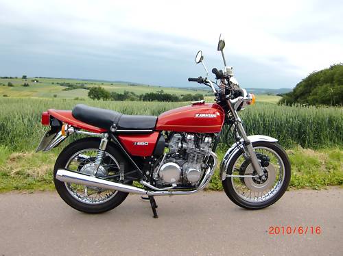 Friends + Bikes
(c) www.kawasaki-z.de