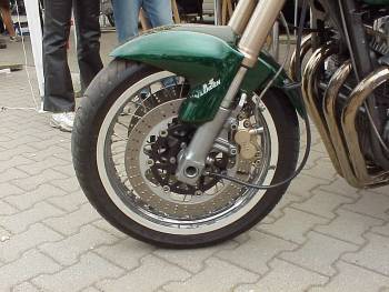 Thema: R�der & Schwingen
(c) www.kawasaki-z.de