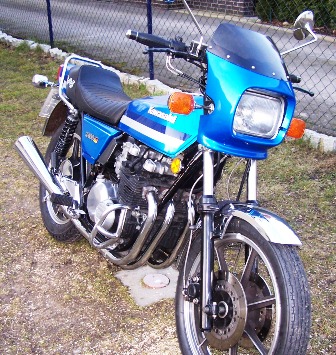 Verkleidung z550GP.JPG